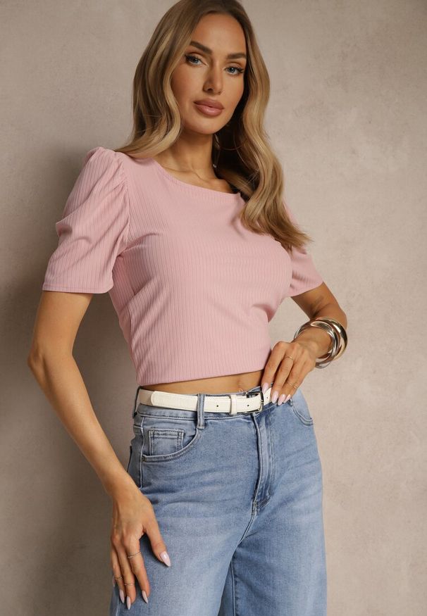 Renee - Różowy T-shirt z Prążkowanej Tkaniny z Zakładkami przy Rękawach Kolaniella. Kolor: różowy. Materiał: tkanina, prążkowany. Styl: elegancki