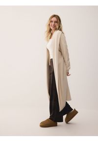 Reserved - Kardigan z dodatkiem wiskozy - beżowy. Kolor: beżowy. Materiał: wiskoza #1