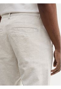 Tom Tailor Denim Spodnie materiałowe 1044843 Beżowy Tapered Fit. Kolor: beżowy. Materiał: bawełna #2