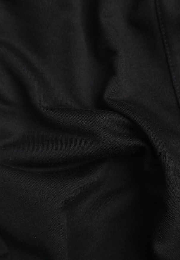 Born2be - Czarne Spodnie Dresowe o Kroju Dzwonów z Gumką w Talii Efravella. Okazja: na co dzień. Kolor: czarny. Materiał: dresówka. Styl: elegancki, casual