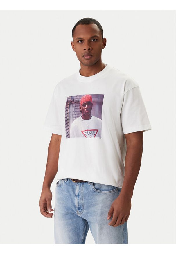 Guess Jeans T-Shirt M5BI3G K8FQ4 Biały Regular Fit. Kolor: biały. Materiał: bawełna