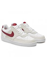 Buty damskie do chodzenia Nike W Court Vision Lo. Kolor: biały. Materiał: guma, syntetyk, tkanina, materiał. Model: Nike Court. Sport: turystyka piesza