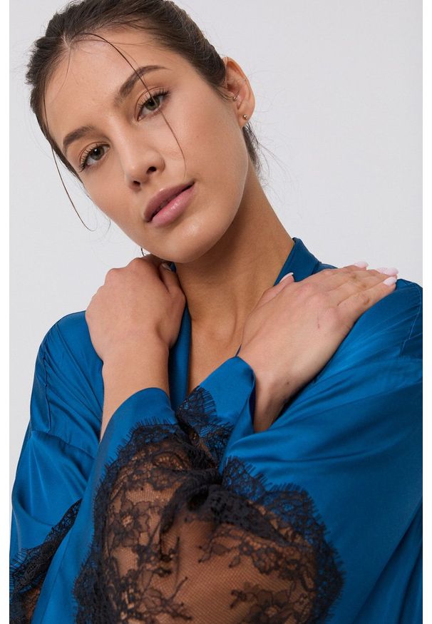 TwinSet - Twinset - Szlafrok. Kolor: niebieski. Materiał: tkanina, koronka
