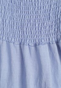 Born2be - Jasnoniebieska Wiskozowa Sukienka z Bufiastymi Rękawami i Marszczoną Górą Liones. Okazja: na co dzień. Kolor: niebieski. Materiał: wiskoza. Długość rękawa: krótki rękaw. Sezon: lato. Typ sukienki: proste. Styl: wakacyjny, casual #3