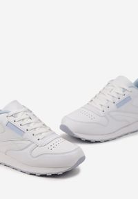 Born2be - Biało-Niebieskie Sneakersy Visco. Okazja: na co dzień. Nosek buta: okrągły. Kolor: biały. Materiał: materiał. Szerokość cholewki: normalna
