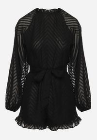 Born2be - Czarny Kombinezon z Tkaniny Plumeti z Bufiastymi Rękawami i Krótkimi Nogawkami Dolene. Okazja: na co dzień. Kolor: czarny. Materiał: tkanina. Długość: krótkie. Styl: casual, elegancki #7