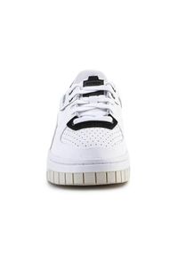 Buty do chodzenia damskie Puma Cali Dream Heritage. Zapięcie: sznurówki. Kolor: biały, wielokolorowy. Materiał: tkanina, materiał, skóra, syntetyk. Szerokość cholewki: normalna. Sport: turystyka piesza
