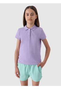 4f - Koszulka polo regular dziewczęca - fioletowa. Okazja: na co dzień. Typ kołnierza: polo. Kolor: fioletowy. Materiał: dzianina, bawełna. Wzór: ze splotem. Styl: sportowy, casual, klasyczny #1