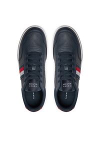 TOMMY HILFIGER - Tommy Hilfiger Sneakersy Th Basket Core Lite FM0FM05116 Granatowy. Kolor: niebieski. Materiał: materiał #3