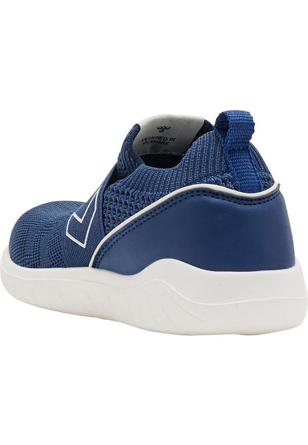 Trenerzy dla dzieci Hummel Knit Slip-On Recycle. Zapięcie: bez zapięcia. Kolor: niebieski