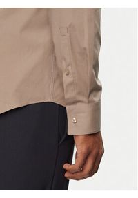 Calvin Klein Koszula Essentials LV019EU037 Beżowy Slim Fit. Kolor: beżowy. Materiał: bawełna #3