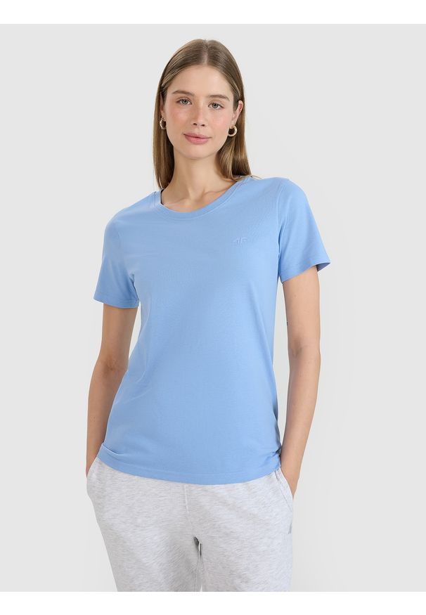 4f - 4F T-shirt regular gładki damski - niebieski S. Okazja: na co dzień. Kolor: niebieski. Materiał: dzianina, bawełna, jersey. Długość rękawa: krótki rękaw. Długość: krótkie. Wzór: gładki. Sezon: lato. Styl: klasyczny, sportowy, casual