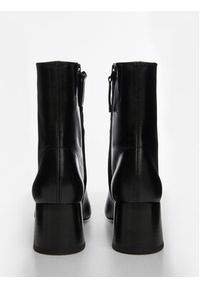 mango - Mango Botki Carla 57074782 Czarny. Kolor: czarny. Materiał: skóra #2