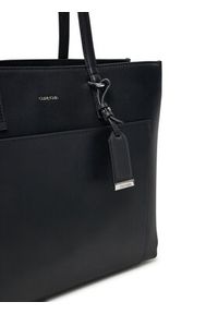 Calvin Klein Torebka Ck Must Medium Shopper W/Pocket K60K613019 Czarny. Kolor: czarny. Materiał: skórzane