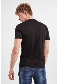T-shirt DSQUARED2. Materiał: bawełna. Długość rękawa: krótki rękaw. Długość: krótkie. Wzór: nadruk