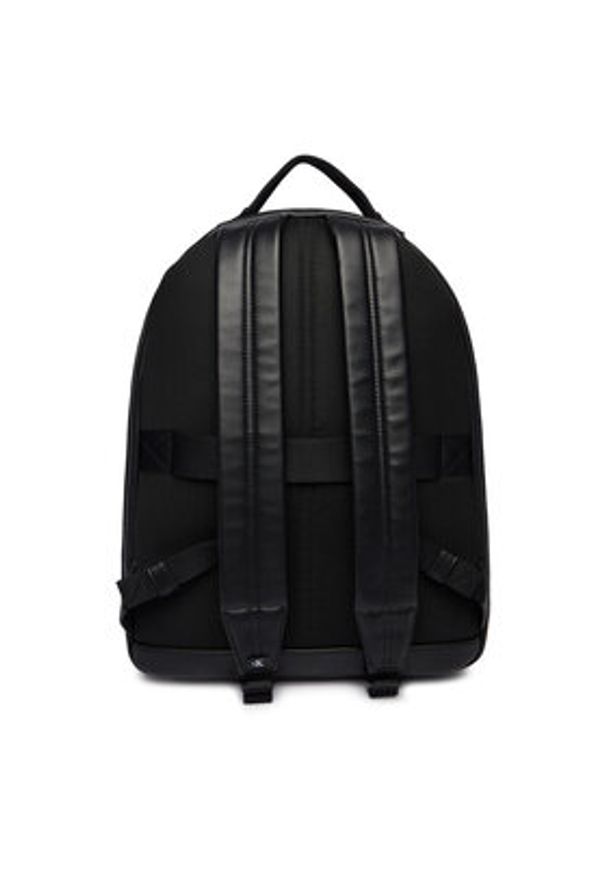 Calvin Klein Plecak Webbing Strap Round Backpack LV04D3282G Czarny. Kolor: czarny. Materiał: skóra