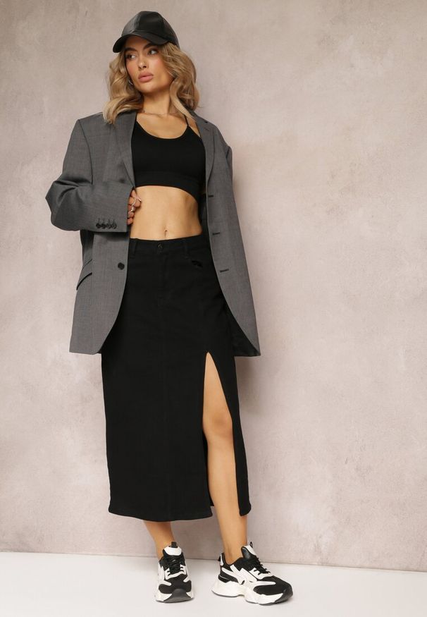 Renee - Czarna Ołówkowa Spódnica Midi z Rozcięciem Otaile. Kolor: czarny. Materiał: jeans. Wzór: aplikacja