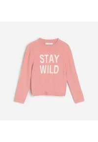 Reserved - Sweter z napisem - Różowy. Kolor: różowy. Wzór: napisy #1