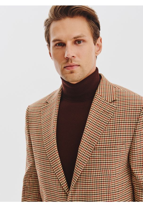 Pako Lorente - PAKO LORENTE - Beżowa marynarka w pepitkę. Okazja: na co dzień. Kolor: beżowy. Materiał: poliester, elastan, wiskoza. Sezon: jesień. Styl: casual