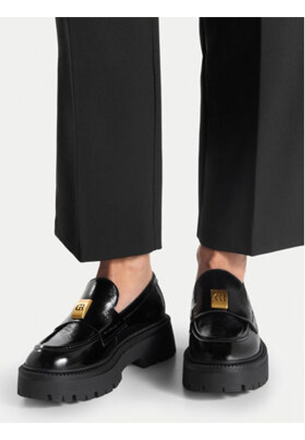 Gino Rossi Loafersy GESME-3596-24 Czarny. Kolor: czarny. Materiał: lakier, skóra