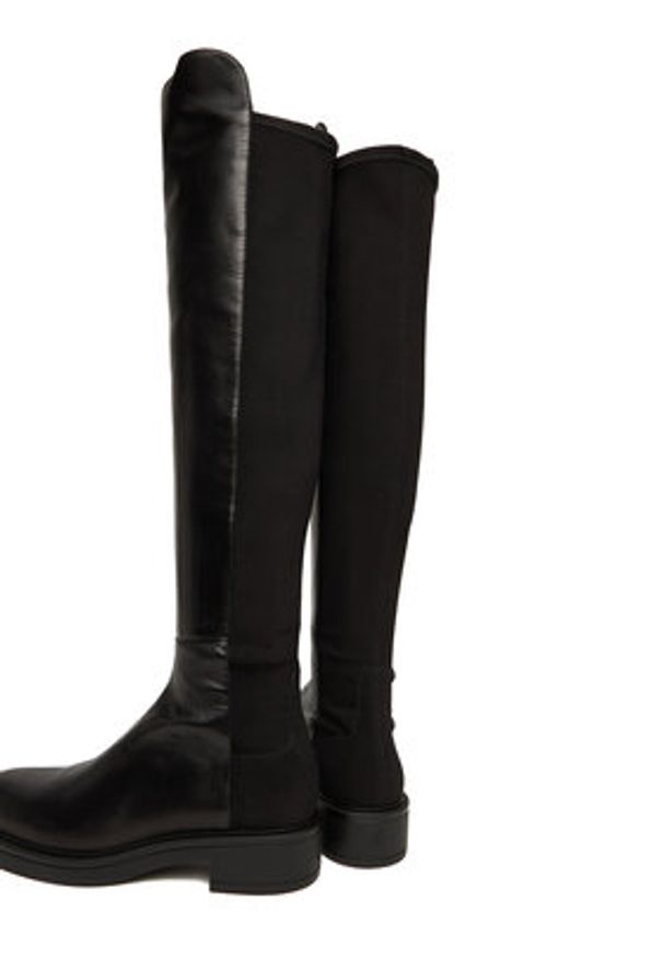 Stuart Weitzman Muszkieterki Celia SM396 Czarny. Kolor: czarny. Materiał: skóra
