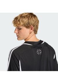 Adidas - adidas T-Shirt adicolor Teamgeist KD5854 Czarny Regular Fit. Kolor: czarny. Materiał: syntetyk #3