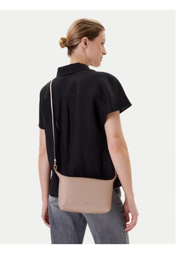 Furla Torebka WE00662 BX3104 0496S Różowy. Kolor: różowy. Materiał: skórzane