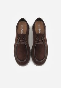 Renee - Brązowe Półbuty Mokasyny w Stylu Boat Shoes ze Sznurowaniem Balmitar. Kolor: brązowy. Materiał: jeans #9