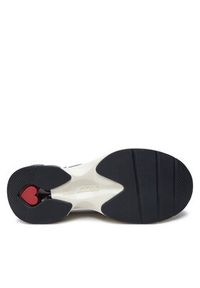 Love Moschino - LOVE MOSCHINO Sneakersy JA15416G0LIYK00A Czarny. Kolor: czarny. Materiał: materiał #3