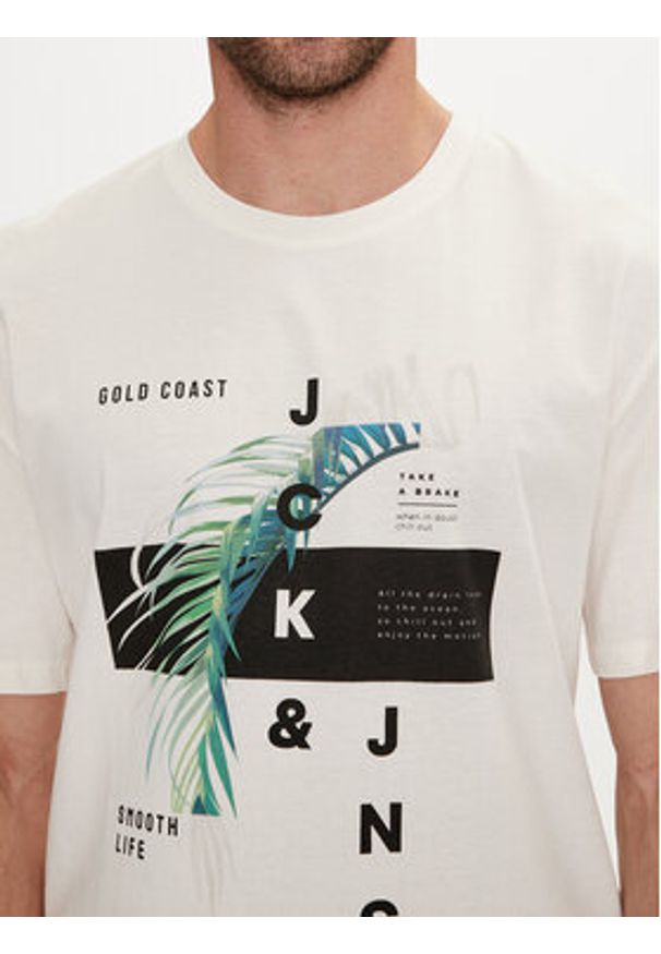 Jack & Jones - Jack&Jones T-Shirt Jjclarc 12247768 Biały Relaxed Fit. Kolor: biały. Materiał: bawełna