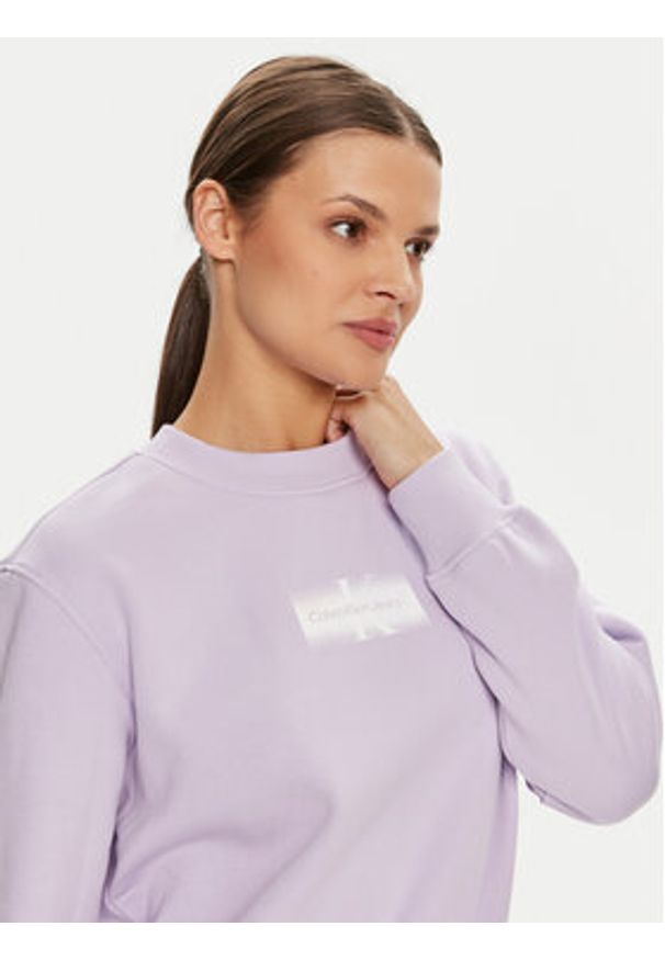 Calvin Klein Jeans Bluza Faded Monologo J20J223537 Fioletowy Regular Fit. Kolor: fioletowy. Materiał: syntetyk, bawełna