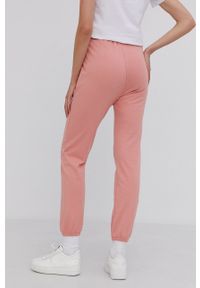 Answear Lab Spodnie damskie kolor różowy gładkie. Kolor: różowy. Materiał: dzianina. Wzór: gładki #5