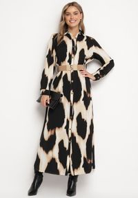 Born2be - Beżowo-Czarna Panterkowa Sukienka w Koszulowym Stylu z Elastycznym Paskiem Tinellea. Okazja: do pracy. Typ kołnierza: dekolt w serek. Kolor: beżowy. Materiał: skóra. Typ sukienki: koszulowe. Styl: elegancki #1