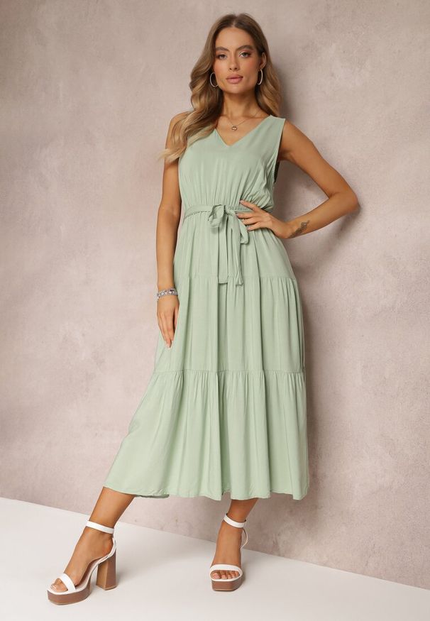 Renee - Miętowa Wiązana Sukienka Midi z Wiskozy bez Rękawów z Gumką w Talii Mideyo. Kolor: miętowy. Materiał: wiskoza. Długość rękawa: bez rękawów. Wzór: gładki. Typ sukienki: kopertowe. Długość: midi