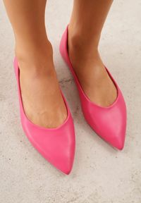 Born2be - Fuksjowe Eleganckie Eleganckie Balerinki z Noskiem w Szpic Abssis. Okazja: na co dzień. Kolor: różowy. Materiał: jeans. Styl: elegancki #1