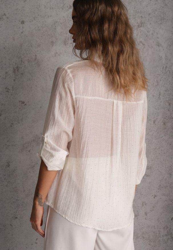 Renee - Biała Prześwitująca Koszula z Cyrkoniami Arialle. Okazja: na co dzień. Kolor: biały. Materiał: jeans. Styl: casual