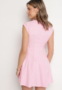 Born2be - Różowa Rozkloszowana Sukienka o Taliowanym Kroju Ellaira. Okazja: na co dzień. Kolor: różowy. Wzór: kolorowy. Styl: casual, elegancki #4