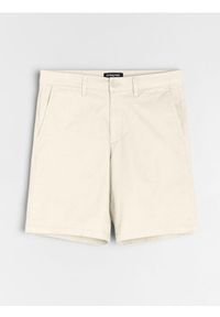 Sinsay - Szorty chino - kremowy. Kolor: kremowy
