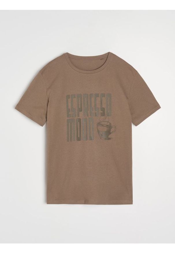 Sinsay - Bawełniana koszulka z napisem Espresso Mood - brązowy. Kolor: brązowy. Materiał: bawełna. Wzór: napisy