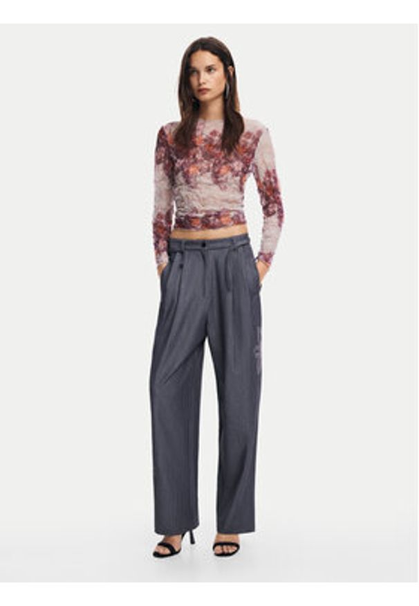 Desigual Spodnie materiałowe Rin 24WWPW20 Szary Loose Fit. Kolor: szary. Materiał: syntetyk