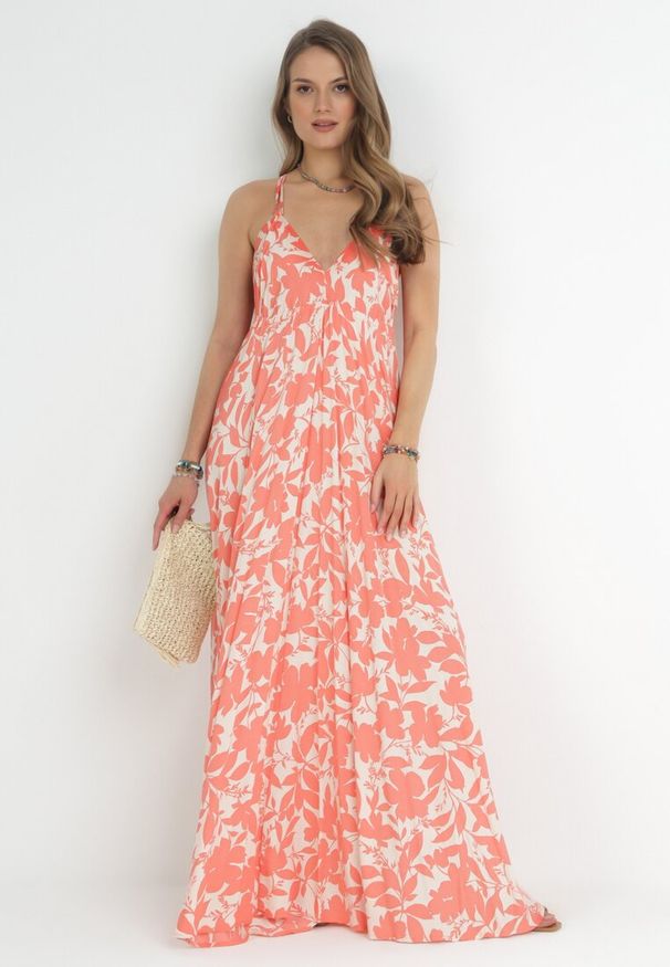 Born2be - Pomarańczowa Rozkloszowana Sukienka Maxi z Odkrytymi Plecami z Wiskozy Olythy. Kolor: pomarańczowy. Materiał: wiskoza. Sezon: lato. Długość: maxi