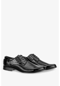 Casu - Czarne buty wizytowe sznurowane casu mxc408/8. Kolor: czarny. Styl: wizytowy
