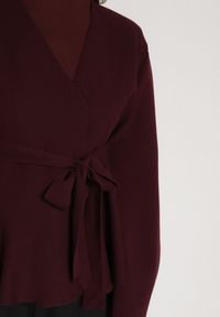 Born2be - Bordowy Kardigan z Wiskozą i Wiązaniem w Pasie Tusvela. Okazja: na co dzień. Kolor: czerwony. Materiał: wiskoza. Styl: casual #3