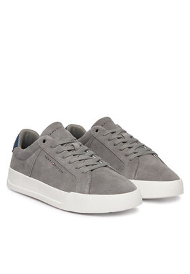TOMMY HILFIGER - Tommy Hilfiger Sneakersy Th Court Suede FM0FM05824 Szary. Kolor: szary. Materiał: skóra, zamsz