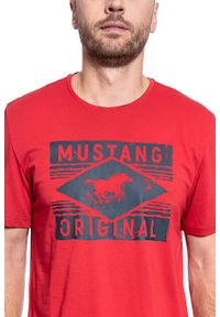 Mustang - MUSTANG T SHIRT Alex C Print CHILI PEPPER 1010695 7189. Kolor: czerwony. Wzór: nadruk #6