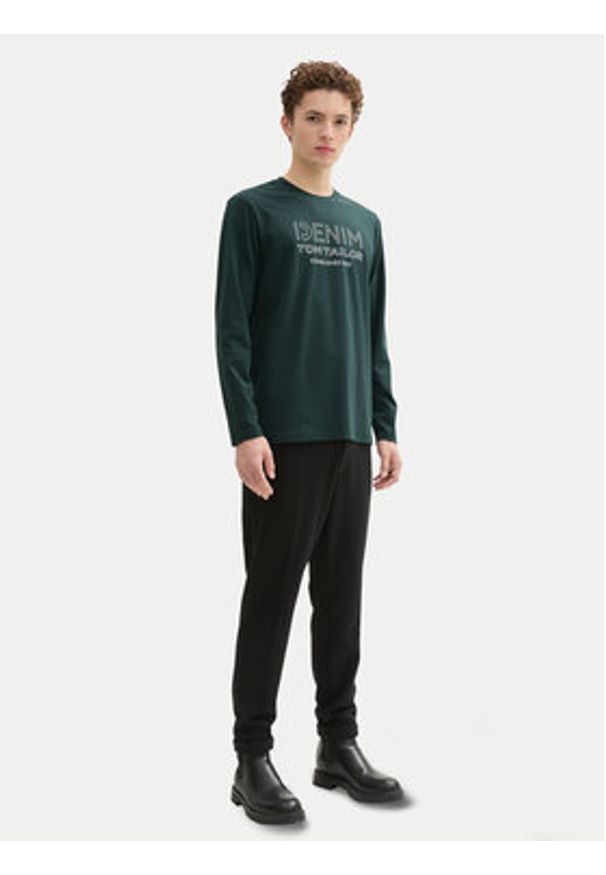 Tom Tailor Denim Longsleeve 1043484 Zielony Regular Fit. Kolor: zielony. Materiał: bawełna. Długość rękawa: długi rękaw