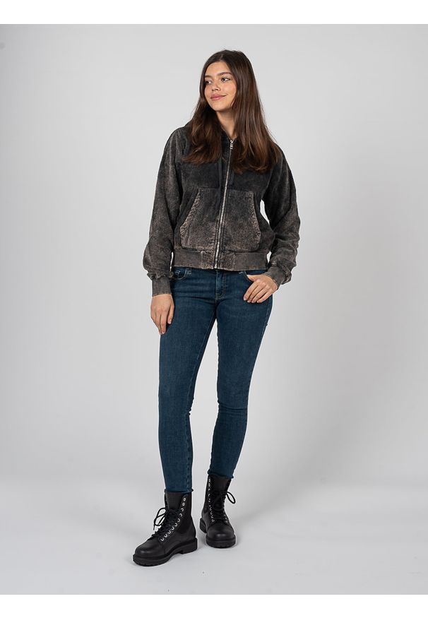 Diesel Jeansy "Slandy-Low" | 00SGSQ069TR | Kobieta | Niebieski. Okazja: na co dzień. Stan: obniżony. Kolor: niebieski. Sezon: lato. Styl: casual, elegancki