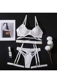 Intica - Stanik z fiszbinami i regulowanymi ramiączkami w eleganckim stylu Maricruz. Kolor: biały. Materiał: materiał #1