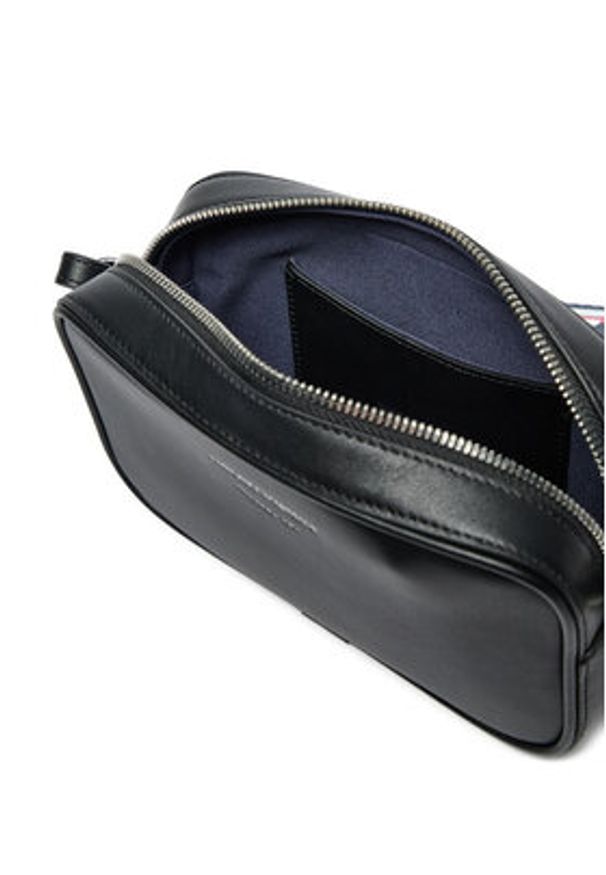 Emporio Armani Torebka Y3H276 Y478E 80001 Czarny. Kolor: czarny. Materiał: skórzane