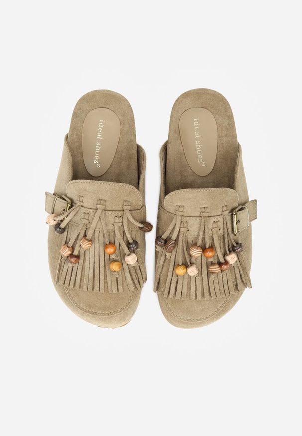 Renee - Zielone Klapki na Platformie Ozdobione Koralikami Klamrami i Frędzlami Leurecea. Okazja: na co dzień. Kolor: zielony. Materiał: jeans. Wzór: aplikacja. Sezon: lato. Obcas: na platformie. Styl: casual, elegancki